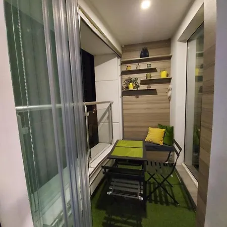 Апартаменти Skycity Cozy